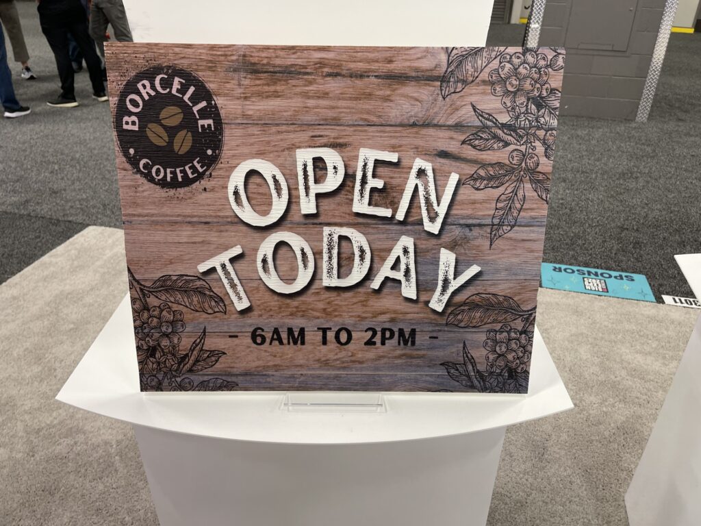 Wood-grain inkjet-printable PVC panel